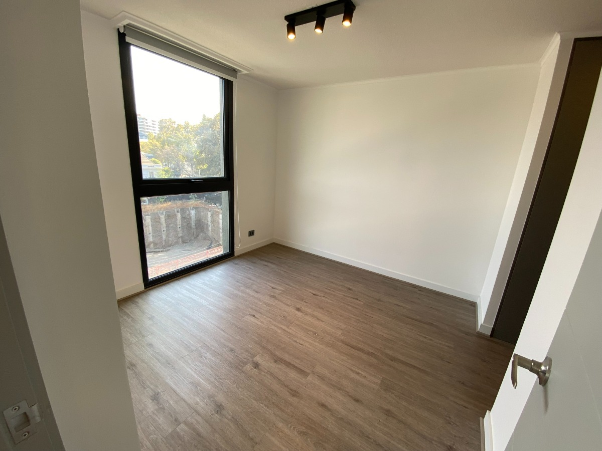 Arriendo Departamento NO 2D en suite Walk-in cl&oacute;set 2B Los Leones - Providencia