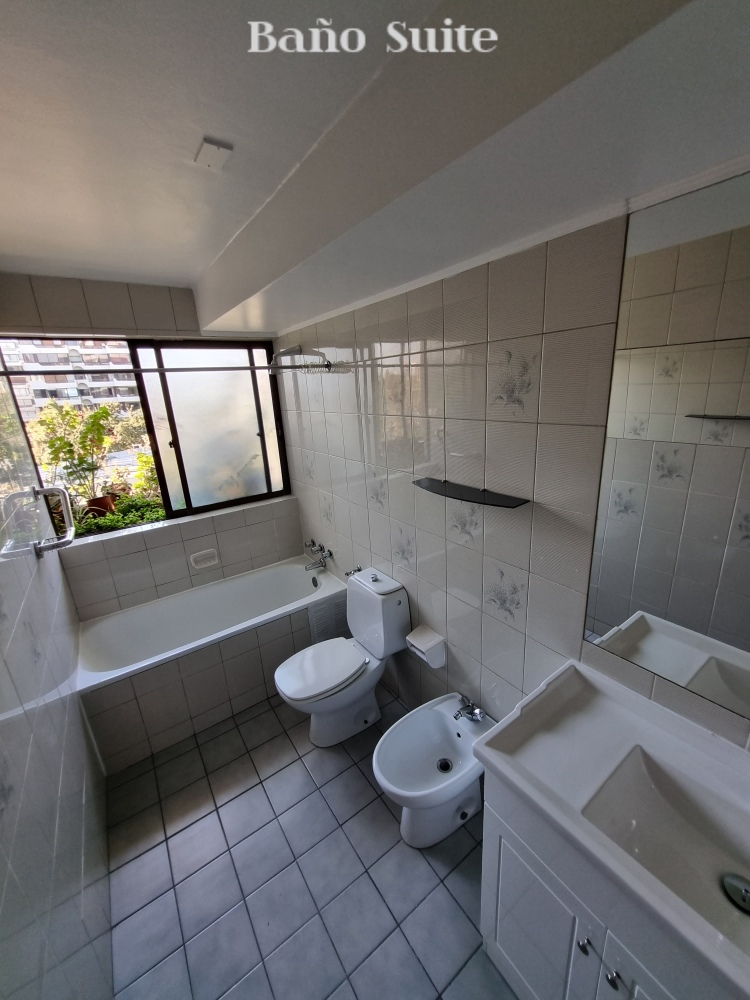 Arriendo Departamento 4D Barrio El Golf - Las Condes