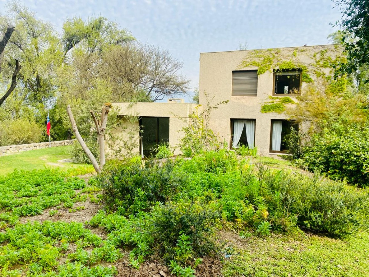 Venta Casa NO 5D en suite Walk-in cl&oacute;set 4B 6E 1B Juan XXIII - Vitacura