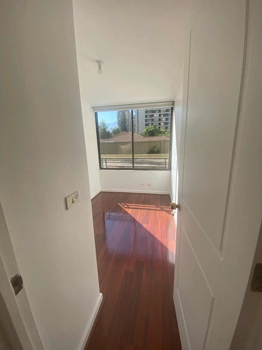 Venta Departamento 4D 3B 2E Rotonda Atenas - Las Condes