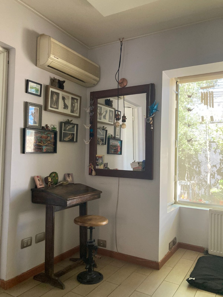 Venta Casa SO 4D en suite Walk-in cl&oacute;set 3B 3E 1B Carlos Ossand&oacute;n - La Reina