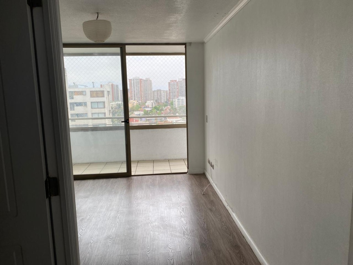 Arriendo Departamento S 2D en suite Walk-in cl&oacute;set 2B 1E 1B Barrio Italia - Providencia