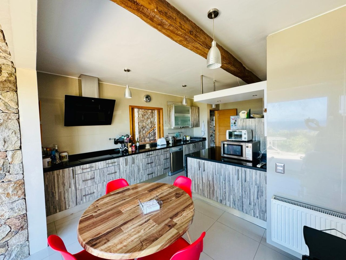 Venta Casa NP 7D en suite Walk-in cl&oacute;set 7B 6E 1B Las Cujas - El Pangue - Zapallar