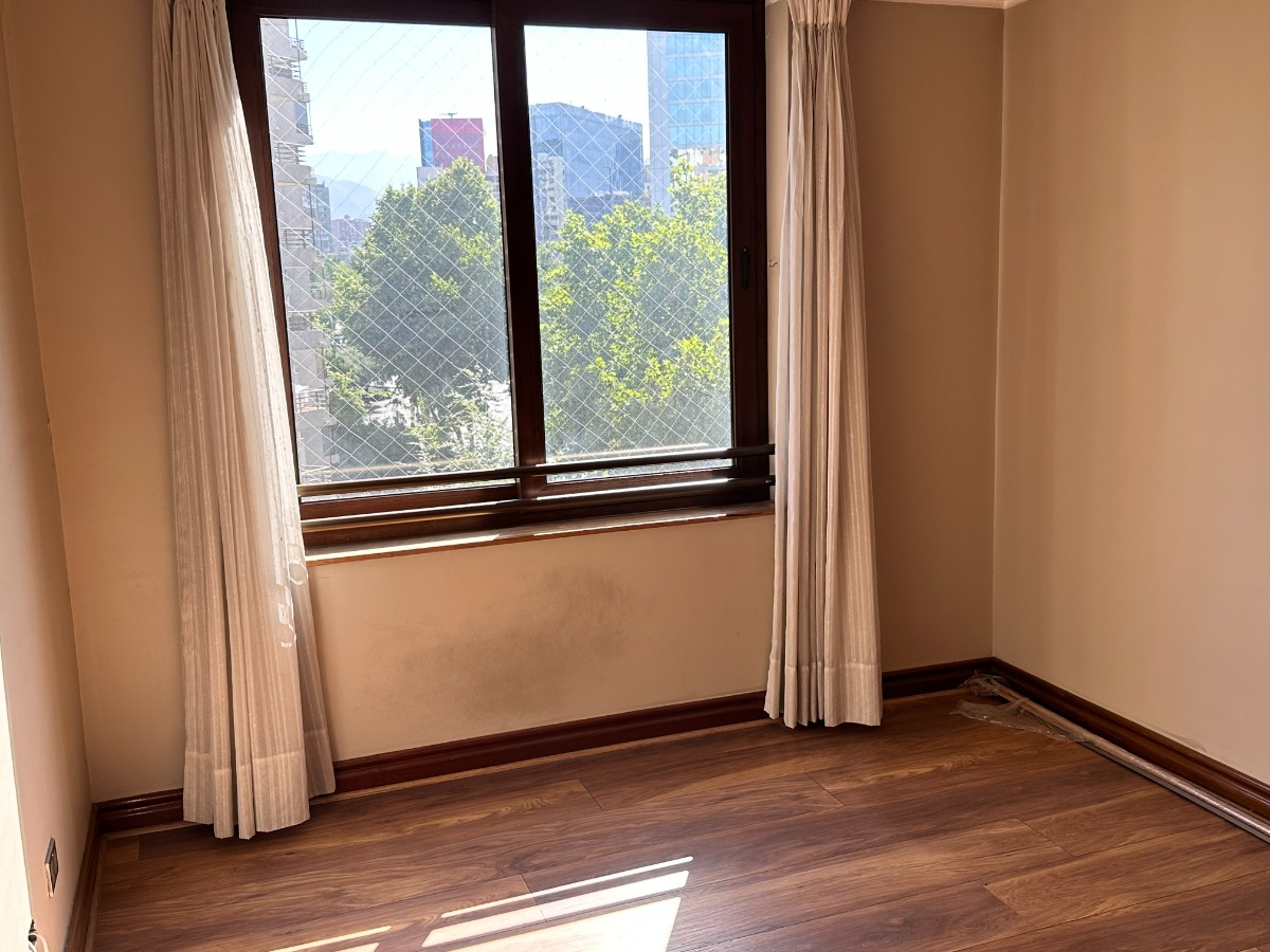 Venta Departamento SO 4D en suite Walk-in cl&oacute;set 3B 2E 1B Nueva Las Condes - Las Condes