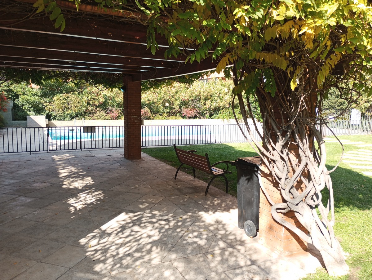 Arriendo Departamento NO 4D en suite Walk-in cl&oacute;set 2B 2E 1B Metro Manquehue - Apumanque - Las Condes