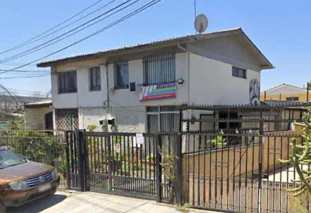 Casa Comercial Con Taller Y Galp&oacute;n