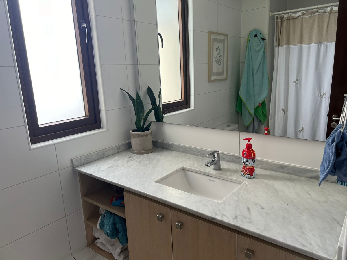 Venta Departamento NO 4D 4B 2E 1B San Carlos de Apoquindo - Las Condes