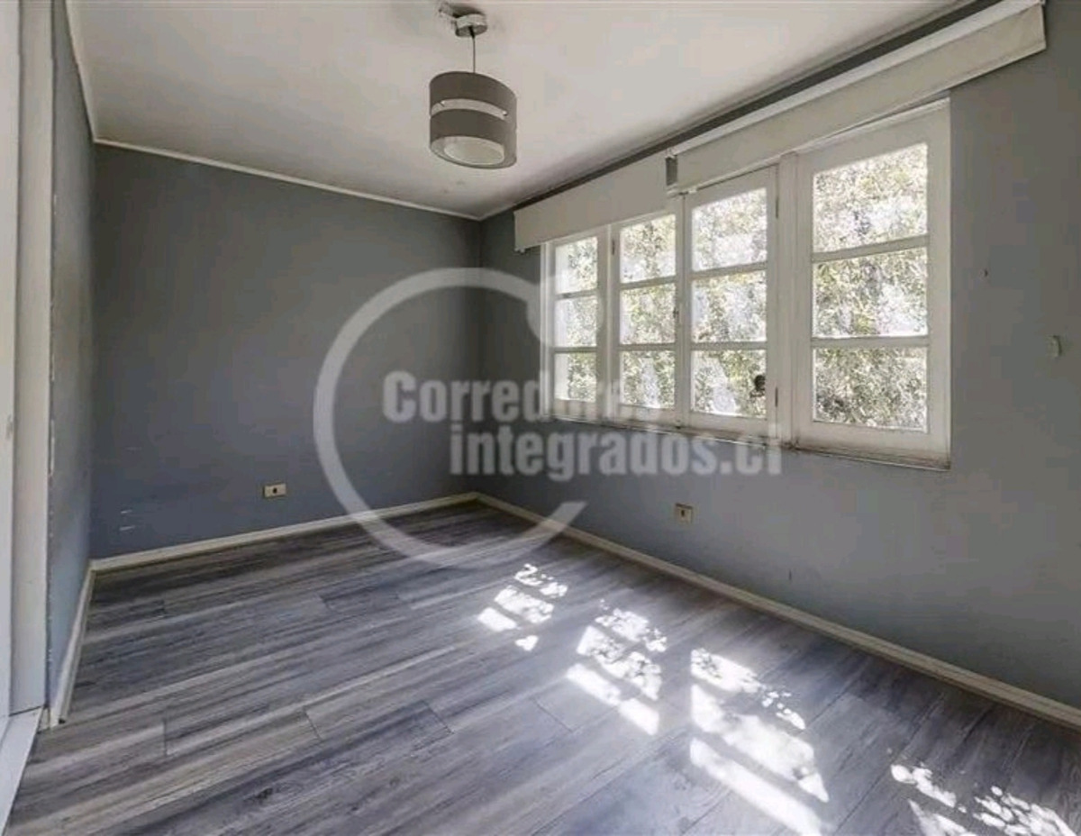 Venta Casa 5D Carlos Ossand&oacute;n - La Reina