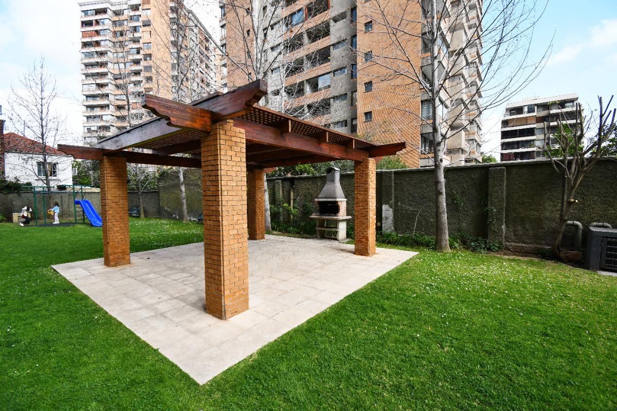 Arriendo Departamento SO 4D en suite Walk-in cl&oacute;set 4B 2E 1B Vaticano - Las Condes