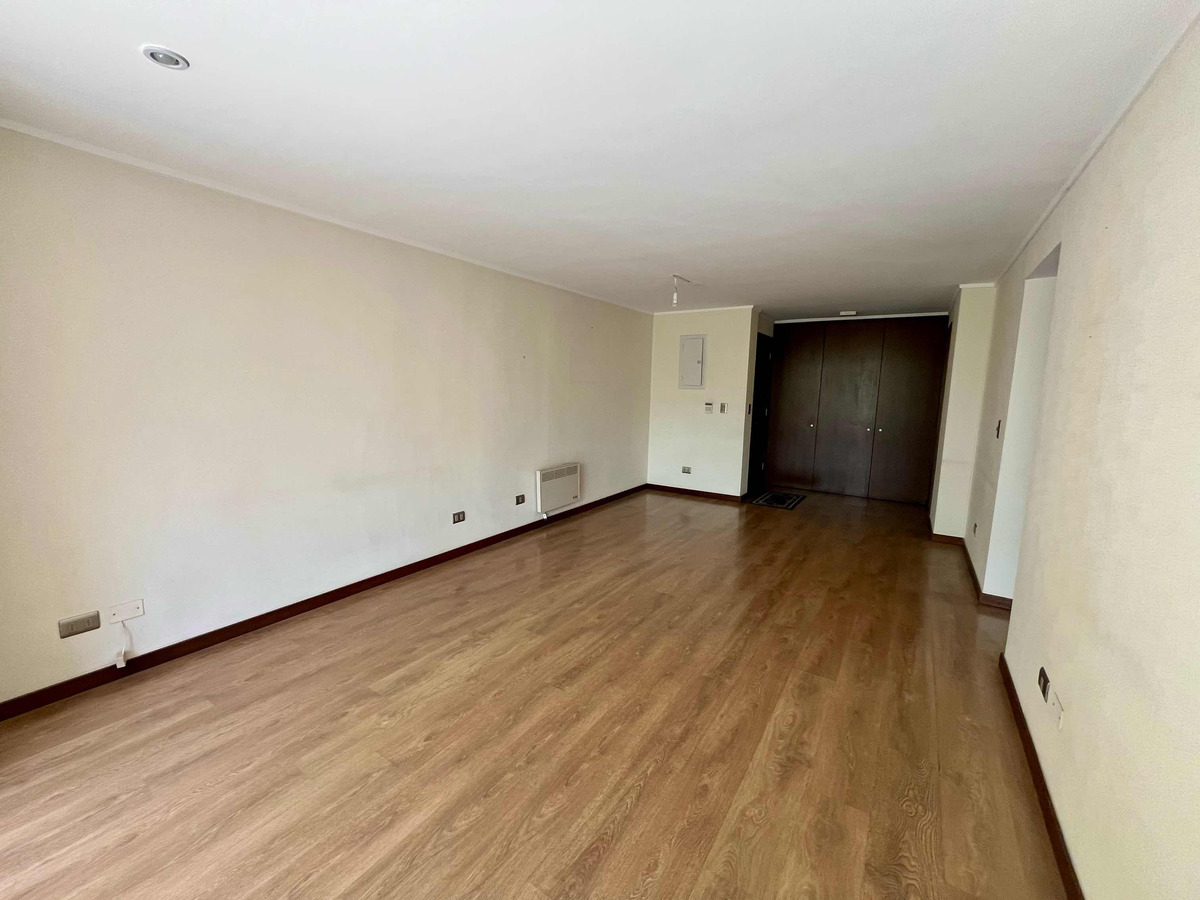 Venta Departamento 3D 2B 1E Campus Oriente - Providencia