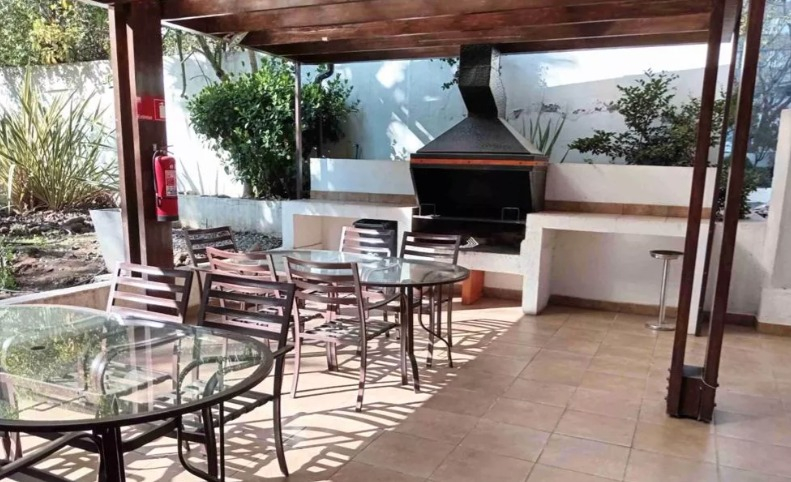 Arriendo Departamento NO 2D en suite Walk-in cl&oacute;set 2B 1E 1B Metro Manquehue - Apumanque - Las Condes