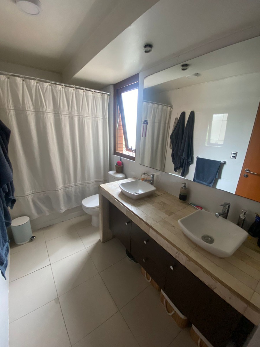 Venta Departamento NO 5D en suite Walk-in cl&oacute;set 4B 2E 1B Metro Manquehue - Apumanque - Las Condes