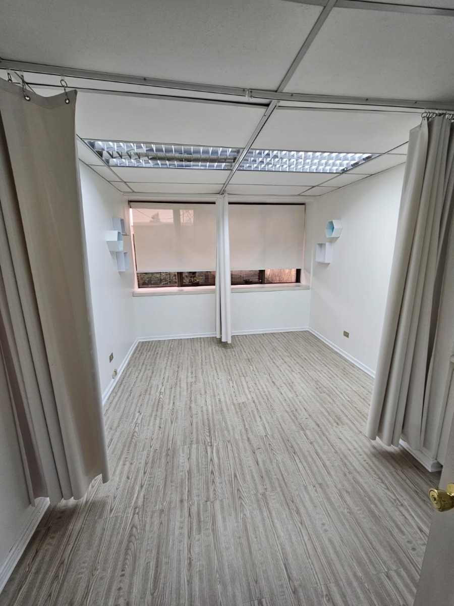 Venta Oficina P 1B 1E Juan XXIII - Vitacura