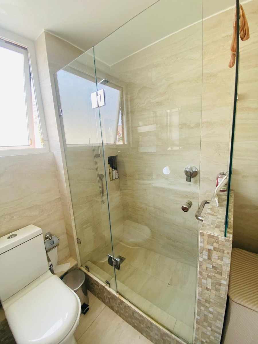 Venta Casa NO 4D 4B 2E 1B La Dehesa - Lo Barnechea