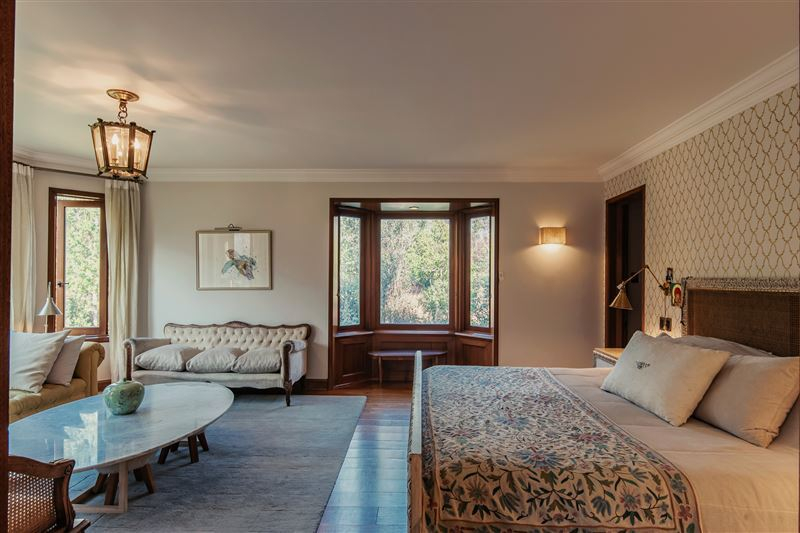 Venta Casa Nor-Oriente 6D en suite Walk-in cl&oacute;set 6B 8E 2B Los Trapenses - Lo Barnechea