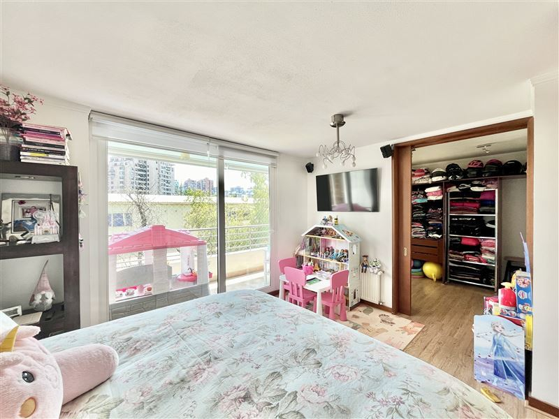 Venta Departamento Norte 2D en suite Walk-in cl&oacute;set 2B 2E 1B  - Las Condes