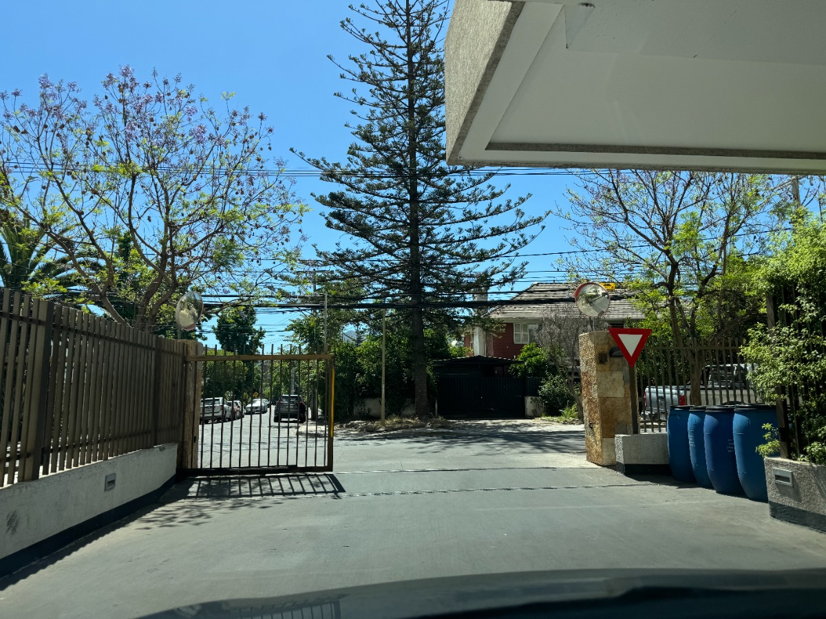 Arriendo Departamento SO 1D en suite 1B 1E 1B Alto Las Condes - Las Condes