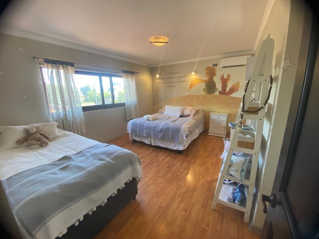 Venta Casa SP 4D en suite Walk-in cl&oacute;set 4B 6E 1B Chicureo - Colina