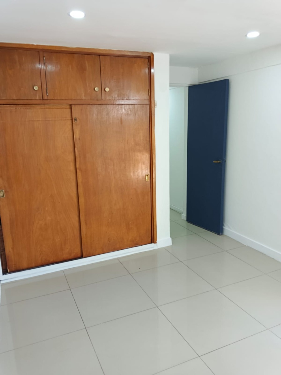 Arriendo Casa P 3D Walk-in cl&oacute;set 2B 3E 1Bd Vaticano - Las Condes
