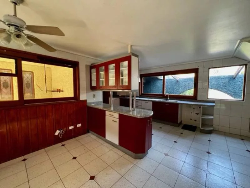 Venta Casa NO 8D 8B 5E 1B La Reina Alta - La Reina