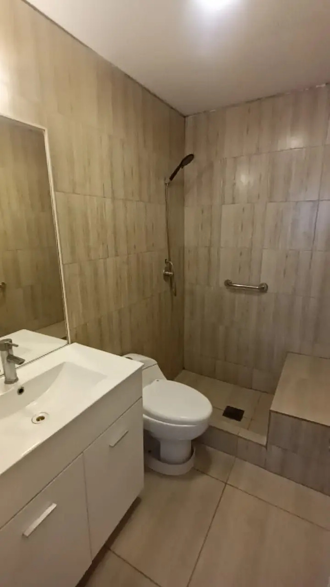 Venta Casa NP 5D 3B 3E Villa Los Jard&iacute;nes - Villa Los Presidentes - &Ntilde;u&ntilde;oa