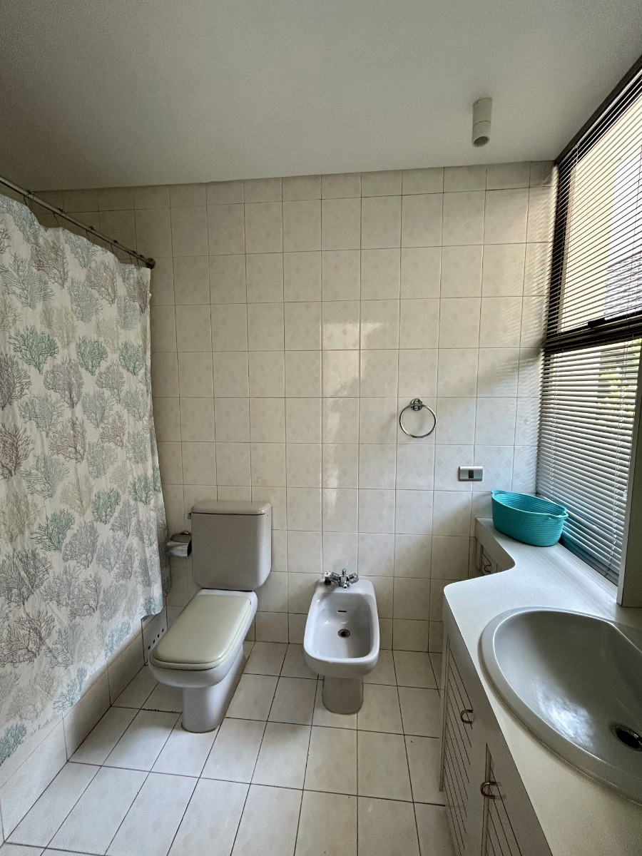 Arriendo Casa N 5D en suite Walk-in cl&oacute;set 6B 6E 2B Santa Mar&iacute;a de Manquehue - Vitacura