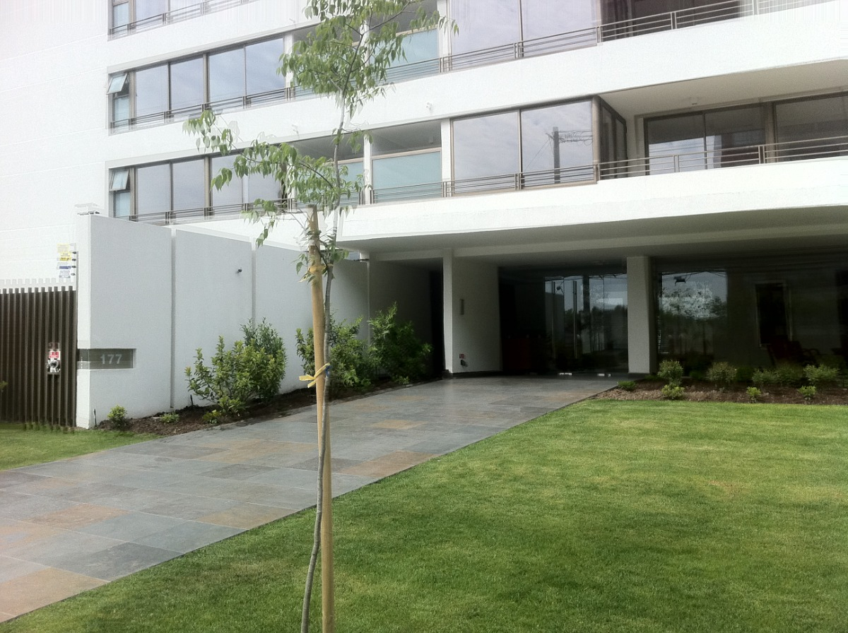 Arriendo Departamento SO 2D en suite 2B 1E 1B Alto Las Condes - Las Condes