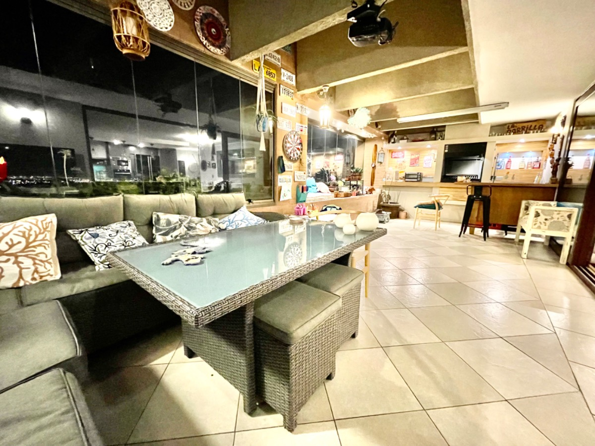 Arriendo Departamento SO 2D en suite 2B 1E 1B Rotonda Atenas - Las Condes