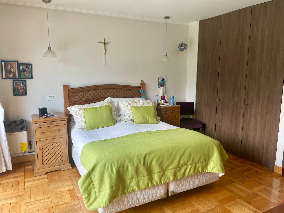 Venta Casa NOSP 5D en suite Walk-in cl&oacute;set 3B 4E 1B Sebasti&aacute;n Elcano - Las Condes