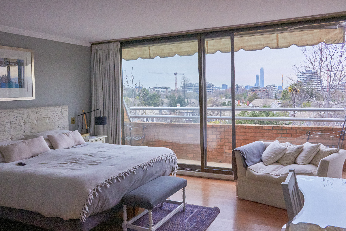 Arriendo Departamento SO 5D en suite Walk-in cl&oacute;set 4B 3E 1B Borde R&iacute;o - Casa Piedra - Vitacura