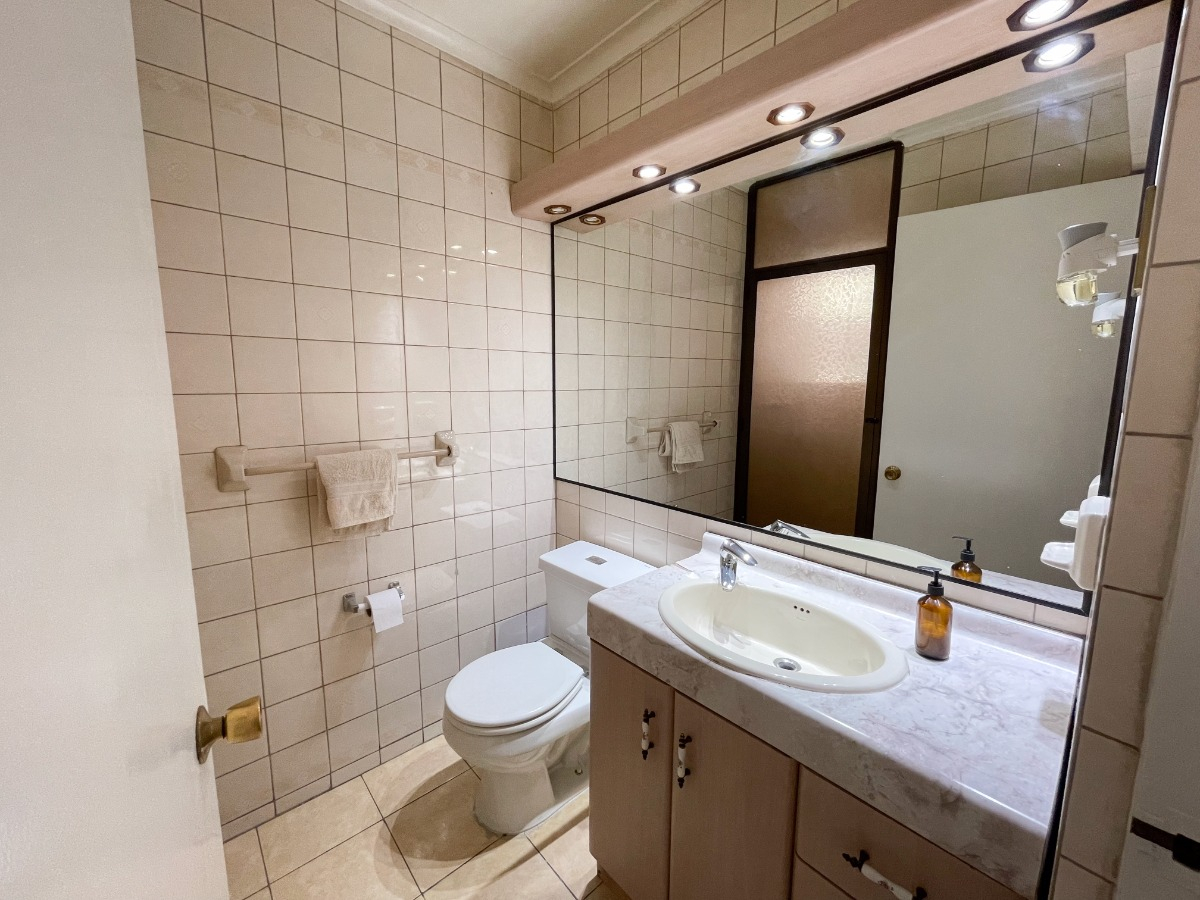 Venta Casa NOSP 4D en suite 3B 2E 1B Villa Frei - &Ntilde;u&ntilde;oa