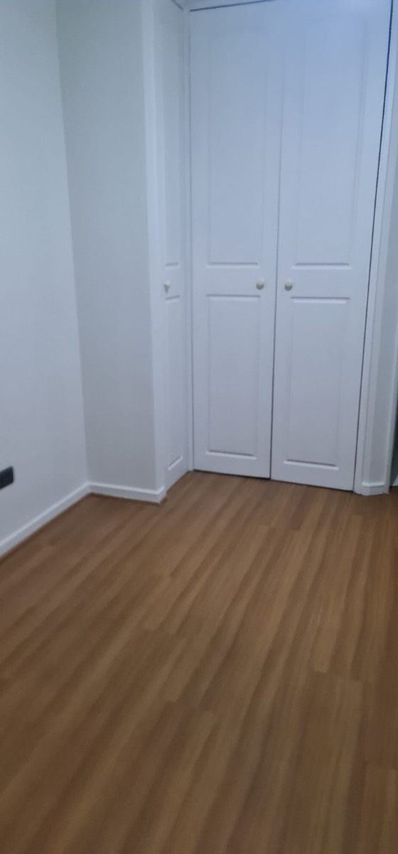 Venta Departamento O 1D en suite 1B 1E 1B Metro Sim&oacute;n Bolivar - La Reina