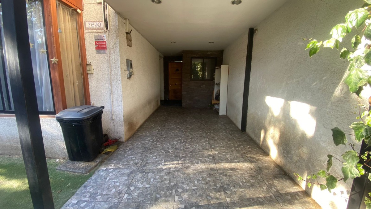 Venta Casa NOSP 5D en suite Walk-in cl&oacute;set 2B 2E Pepe Vila - La Reina