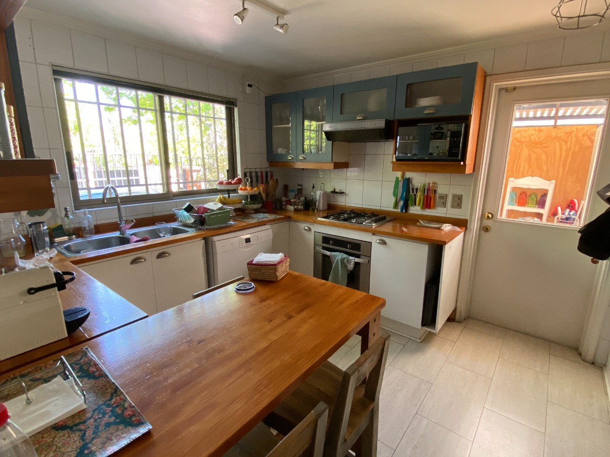 Venta Casa NOSP 4D en suite Walk-in cl&oacute;set 4B 2E 1B San Carlos de Apoquindo - Las Condes