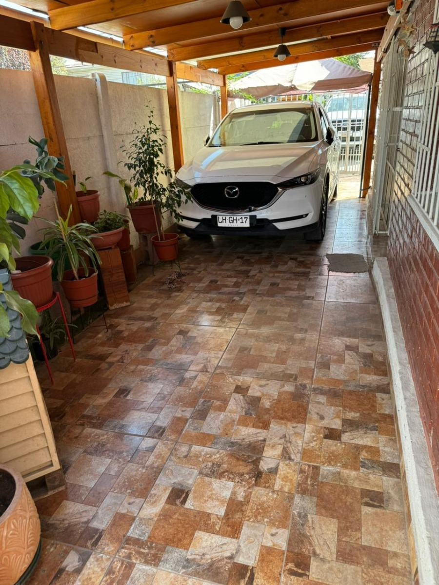 Venta Casa NP 3D 1B 2E 1B Francisco de Villagra - La Reina