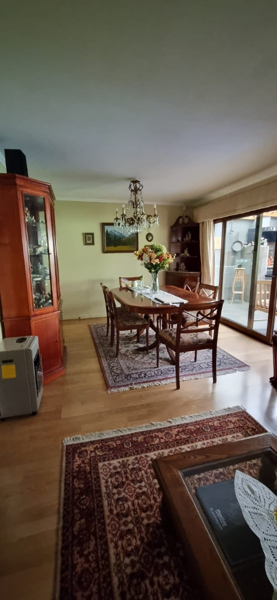 Venta Casa NOSP 4D en suite 4B 2E 1B San Carlos de Apoquindo - Las Condes