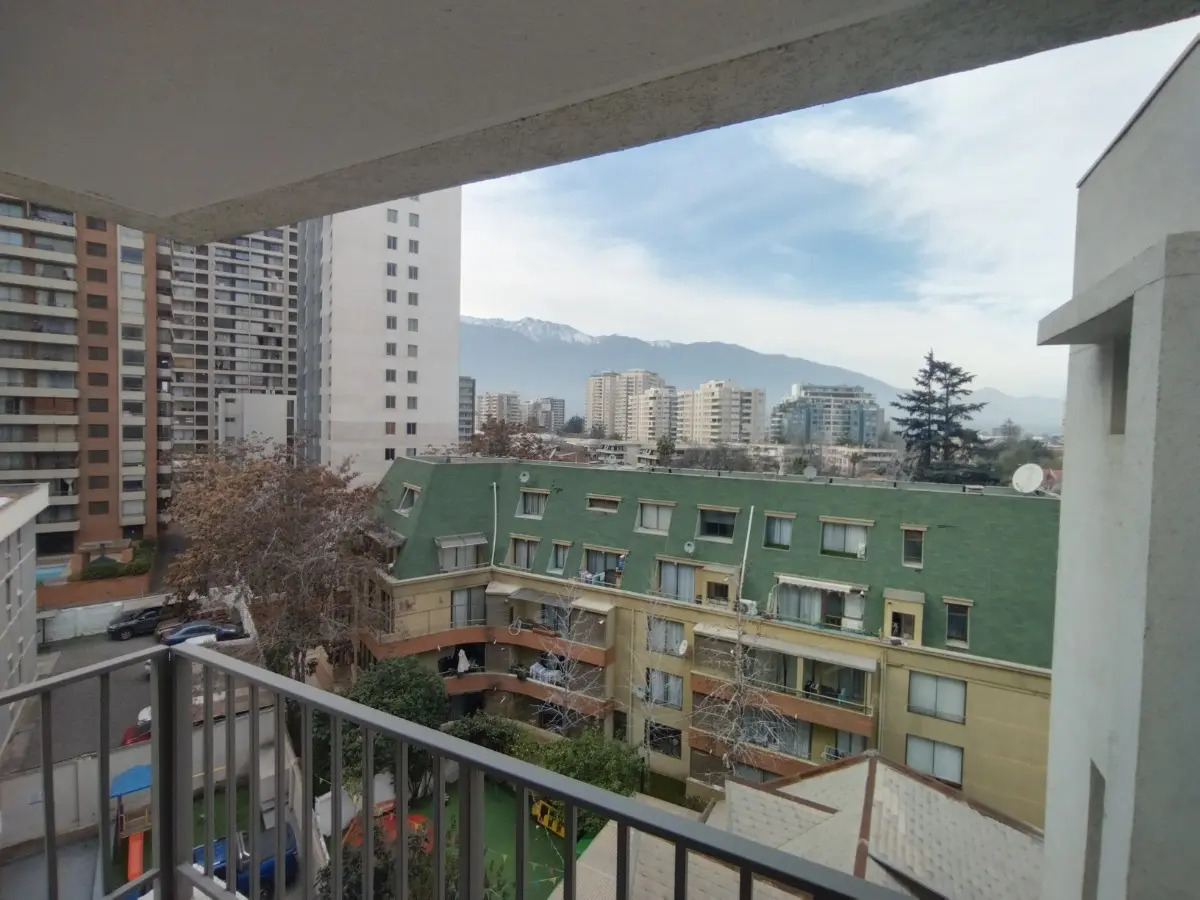 Venta Departamento 2D en suite Walk-in cl&oacute;set 2B 1E 1B Diagonal Oriente - &Ntilde;u&ntilde;oa