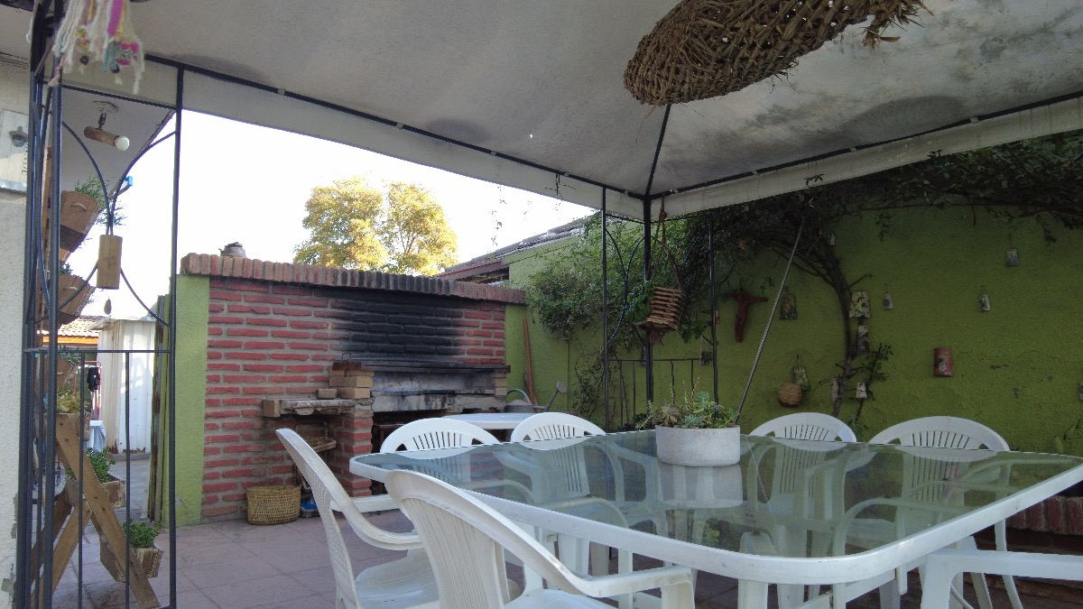 Venta Casa NOSP 5D en suite 3B 2E 1B Rotonda Atenas - Las Condes