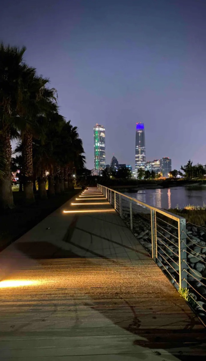 Arriendo Departamento 2D en suite 1B 1E Parque Bicentenario - Vitacura