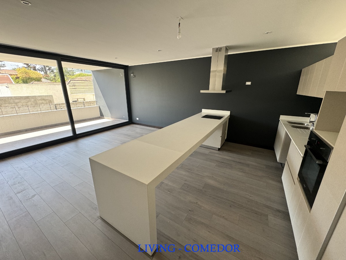 Arriendo Casa 4D Sebasti&aacute;n Elcano - Las Condes