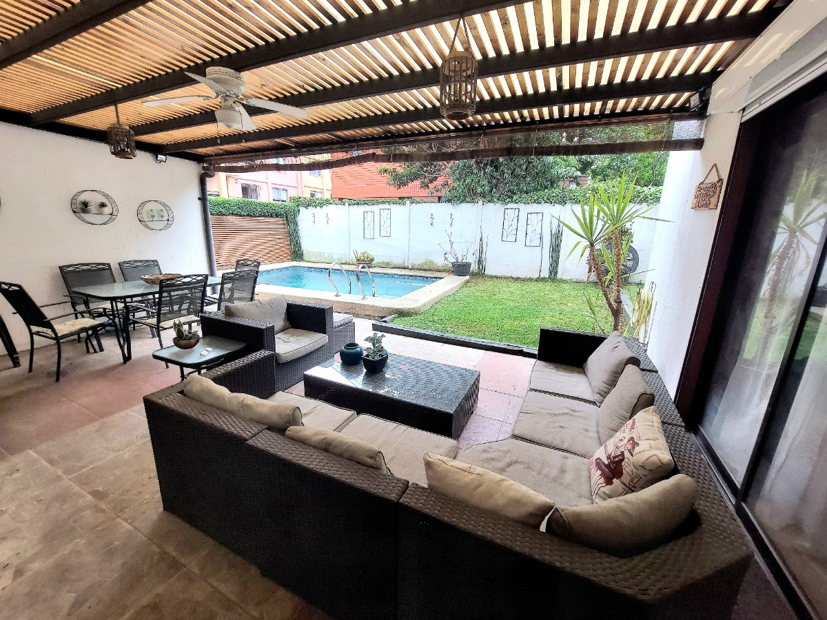 Venta Casa NOSP 4D en suite Walk-in cl&oacute;set 3B 3E Metro Pr&iacute;ncipe de Gales - Country Club - La Reina