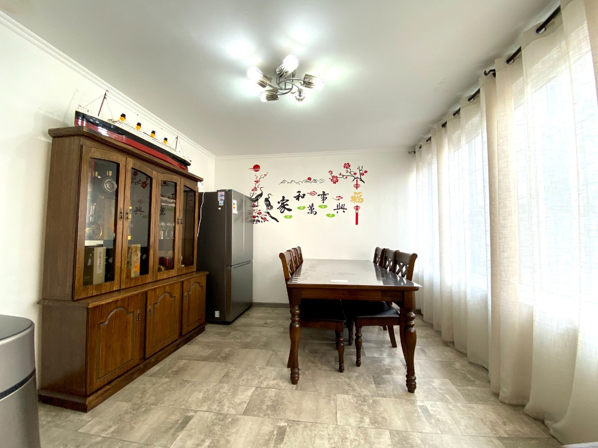 Arriendo Casa 4D 3B 3E 1B In&eacute;s de Su&aacute;rez - Providencia