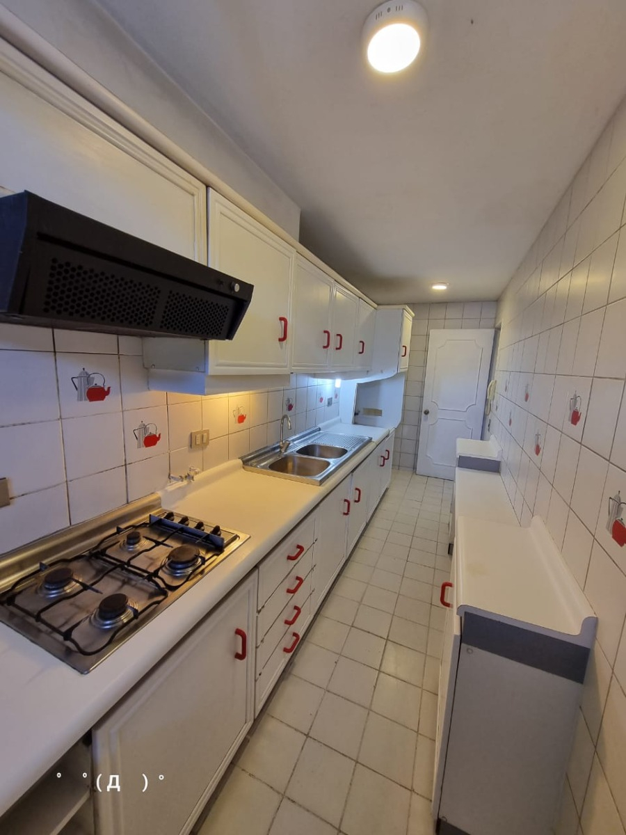 Venta Departamento SP 3D en suite 3B 1E 1B Vaticano - Las Condes