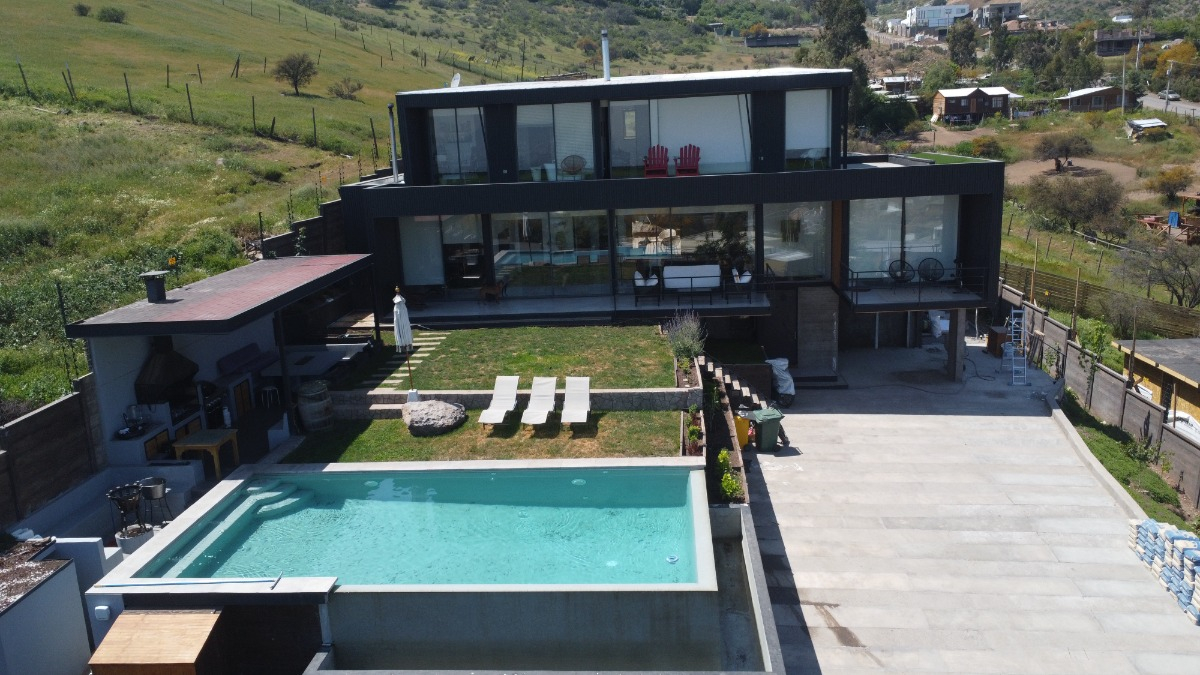 Arriendo Casa NP 4D en suite Walk-in cl&oacute;set 5B 5E 1B La Reina Alta - La Reina