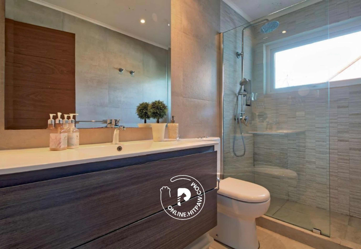 Arriendo Casa 6D 4B 3E 1B Los Dominicos - Las Condes