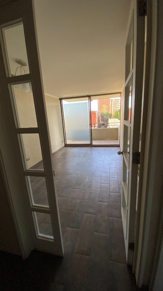 Venta Departamento S 2D en suite 2B 1E 1Bd Metro Monse&ntilde;or Eyzaguirre - &Ntilde;u&ntilde;oa