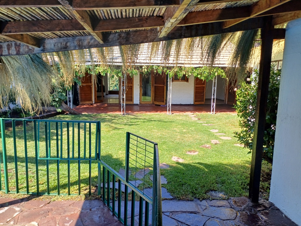 Arriendo Casa 3D 2B 2E Rotonda Atenas - Las Condes