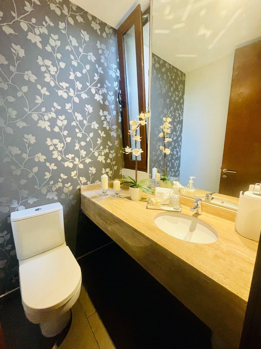 Venta Casa NO 5D en suite Walk-in cl&oacute;set 5B 2E 1B Chicureo - Colina