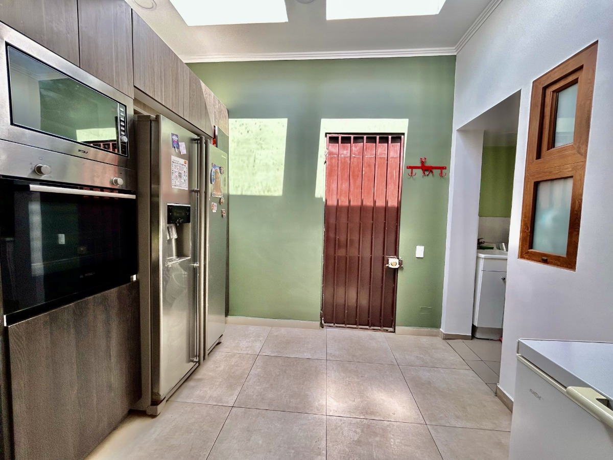 Arriendo Casa NO 4D en suite Walk-in cl&oacute;set 4B 4E 1B Mall Sport - Las Condes