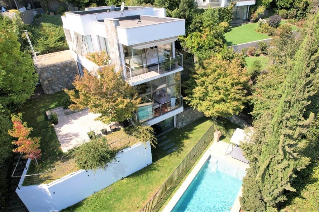 Arriendo Casa NO 4D 4B 2E 1B El Huinganal - Lo Barnechea